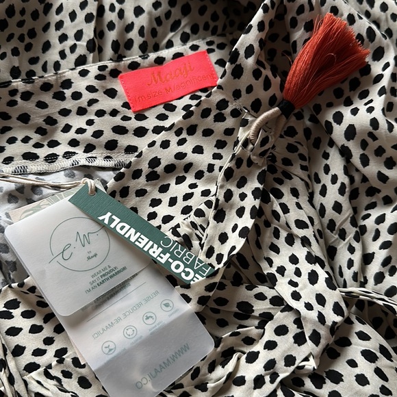 Maaji Convertible Dress • Skirt Ravenna in Black - Picture 10 of 10